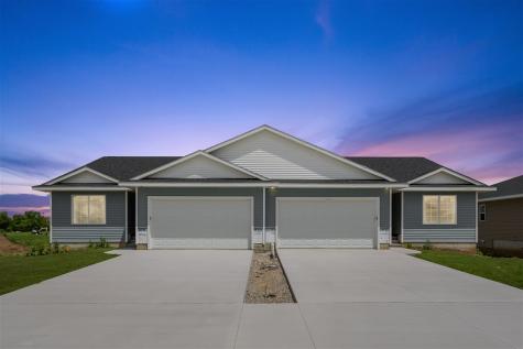918 Juneberry Drive Palo IA 52324