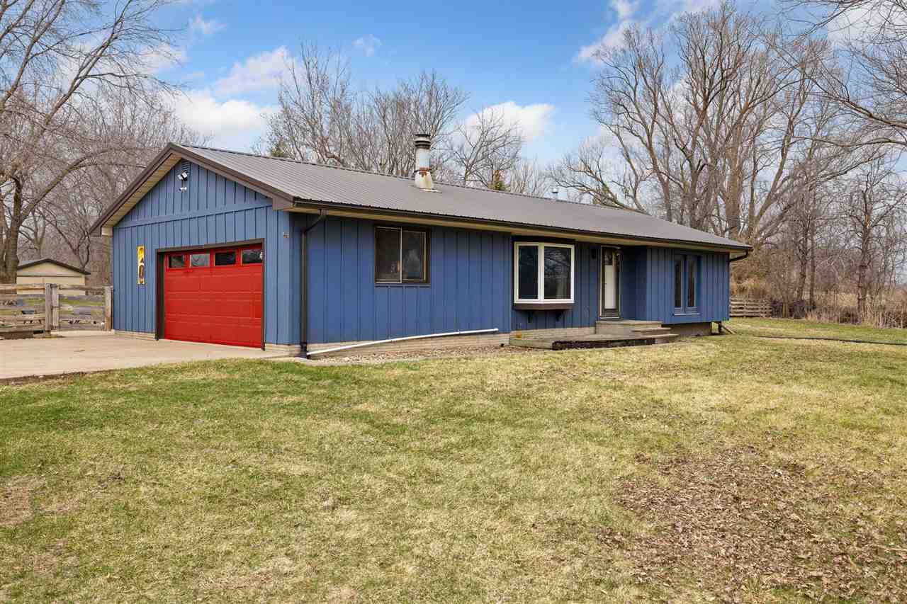 1169 Mill Street NE Swisher IA 52338