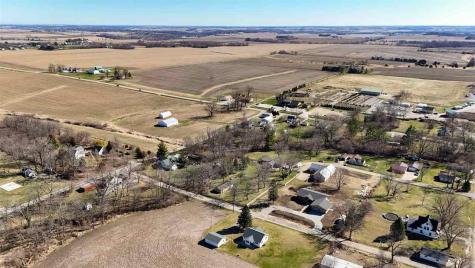 1169 Mill Street NE Swisher IA 52338