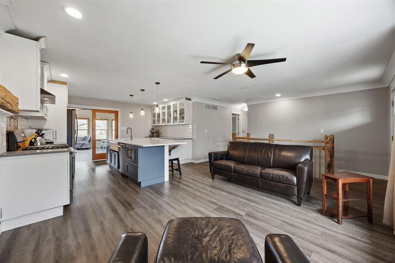 1169 Mill Street NE Swisher IA 52338