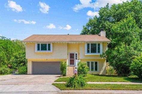 1156 Briar Drive Iowa City IA 52240
