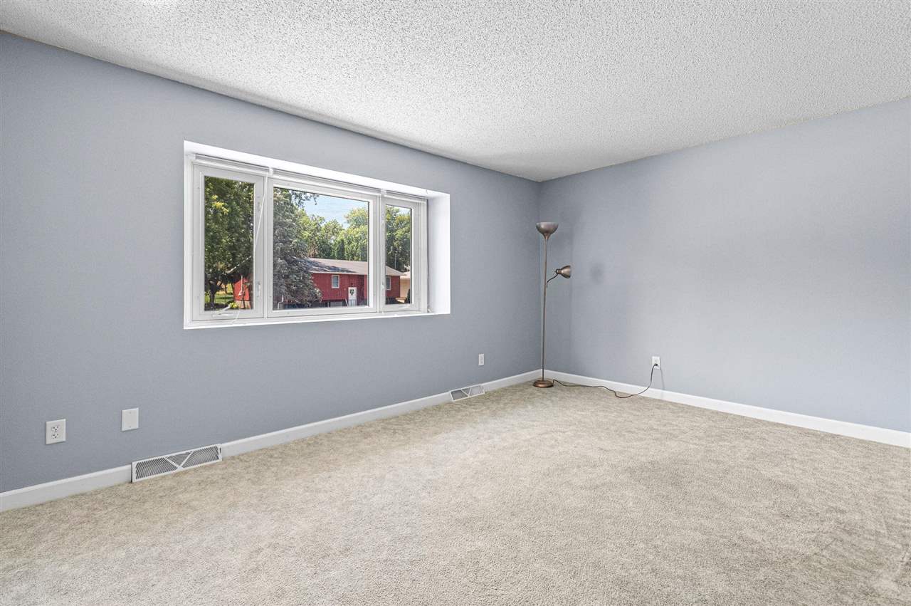 1156 Briar Drive Iowa City IA 52240