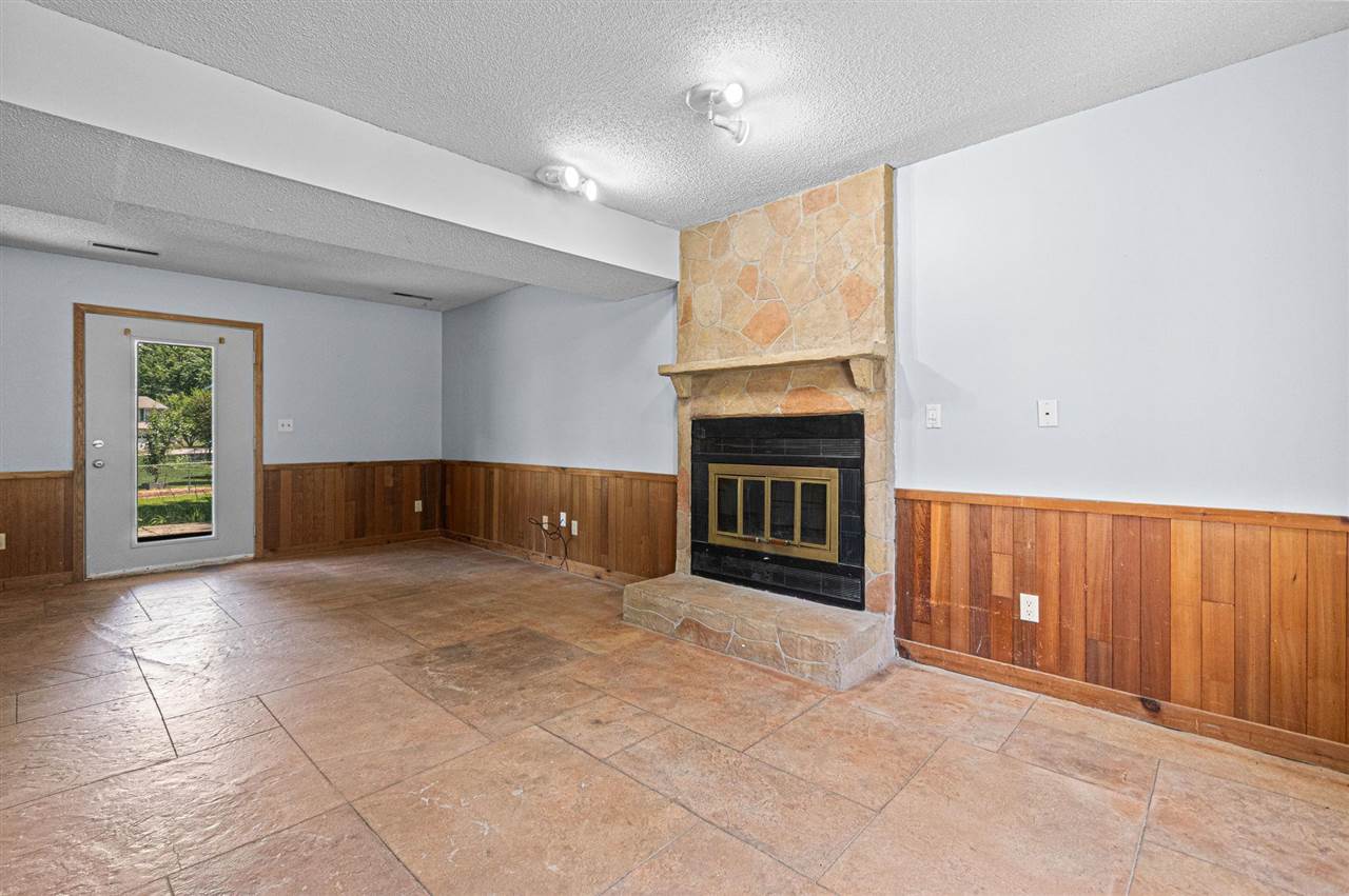 1156 Briar Drive Iowa City IA 52240