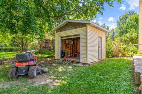 1156 Briar Drive Iowa City IA 52240