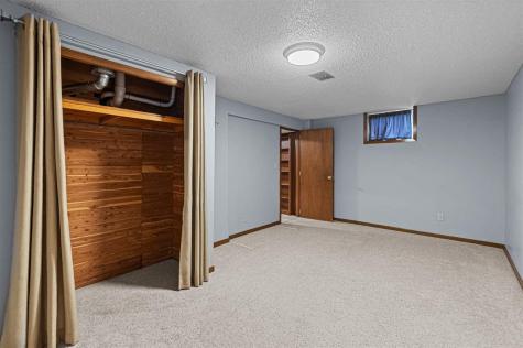 405 Koser Avenue Iowa City IA 52246