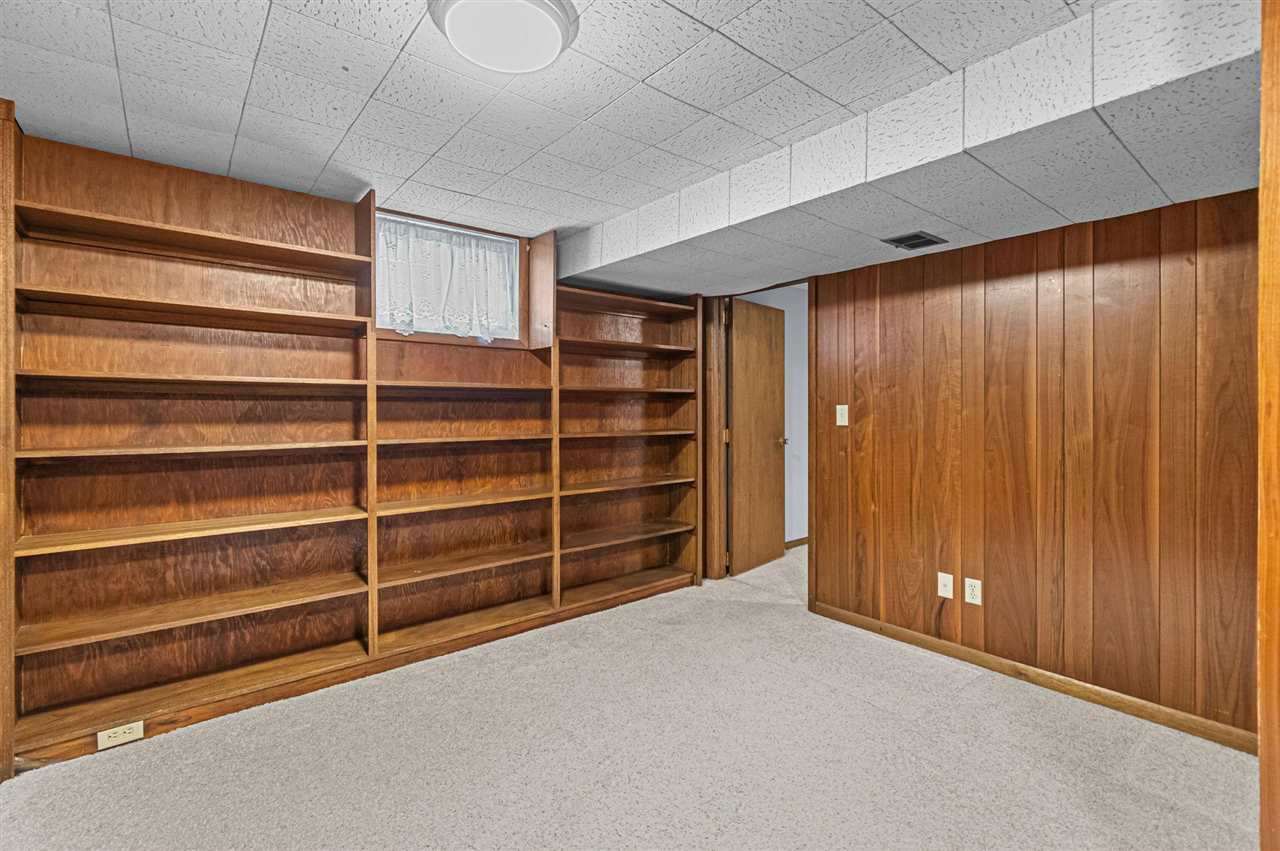 405 Koser Avenue Iowa City IA 52246