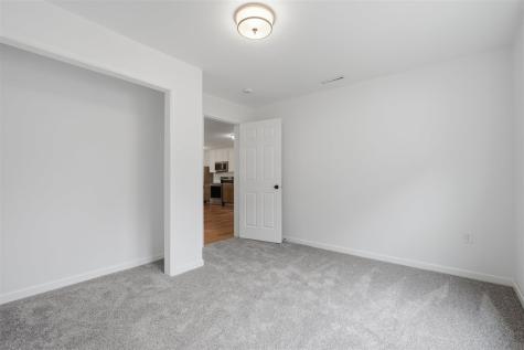 945 S 3rd Washington IA 52353