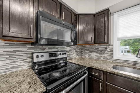1339 E Bloomington Iowa City IA 52245