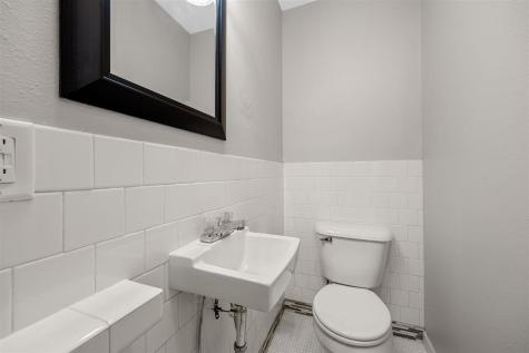 1339 E Bloomington Iowa City IA 52245