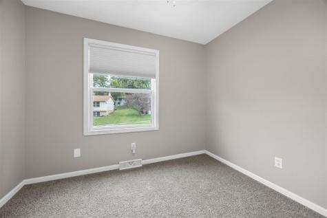 1339 E Bloomington Iowa City IA 52245