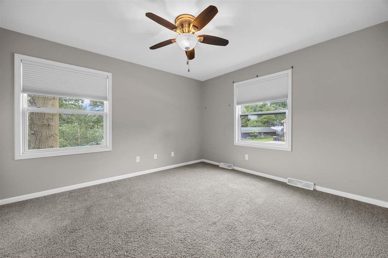 1339 E Bloomington Iowa City IA 52245