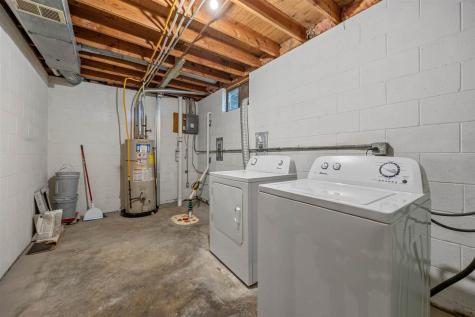 1339 E Bloomington Iowa City IA 52245