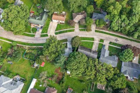 1339 E Bloomington Iowa City IA 52245