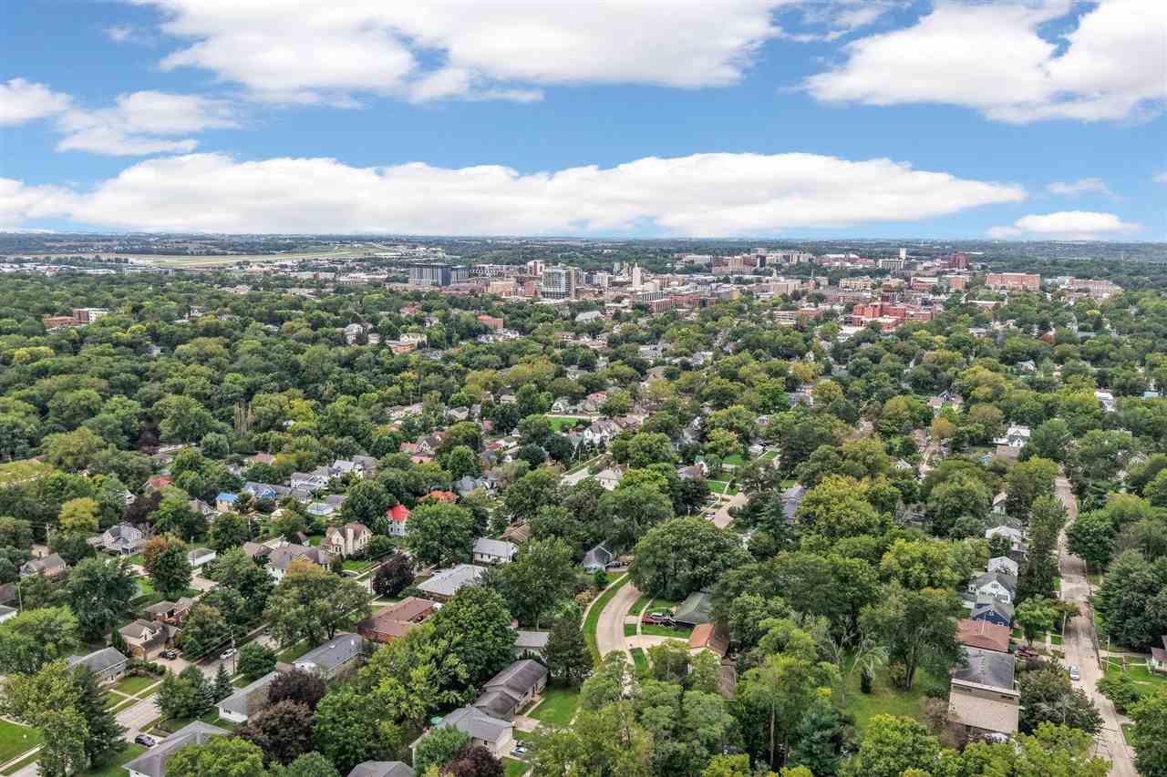 1339 E Bloomington Iowa City IA 52245