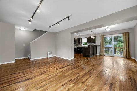 1339 E Bloomington Iowa City IA 52245