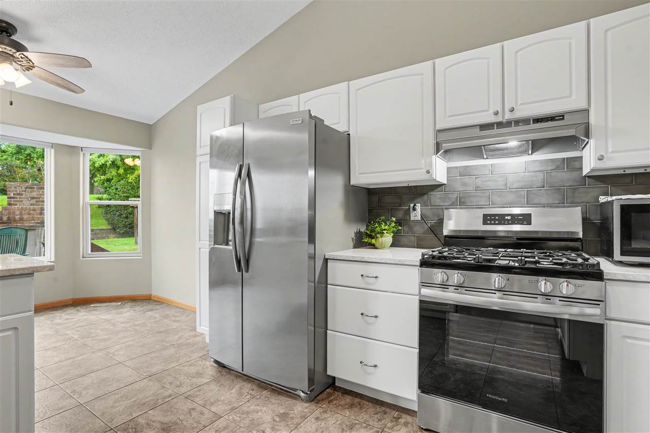 4165 Deer Valley Drive Marion IA 52302
