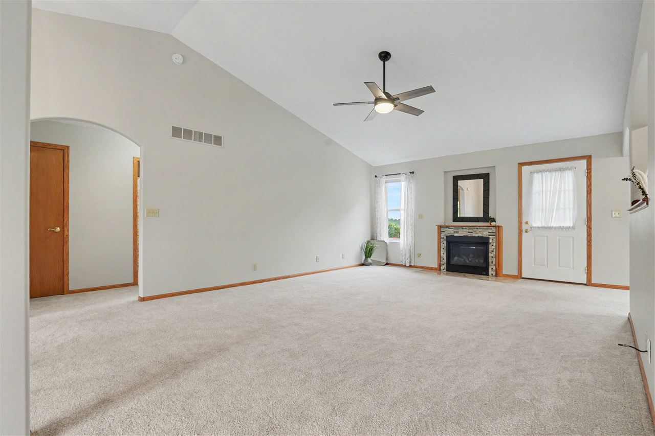 4165 Deer Valley Drive Marion IA 52302