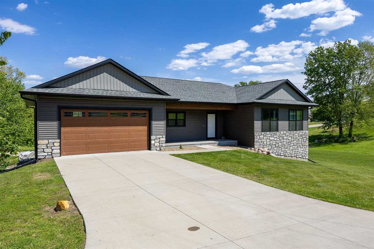 1730 Parkside Drive NE Solon IA 52333