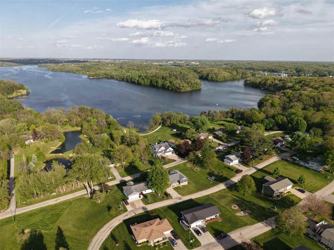 1730 Parkside Drive NE Solon IA 52333