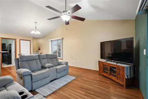 2681 Pinto Lane Iowa City IA 52240