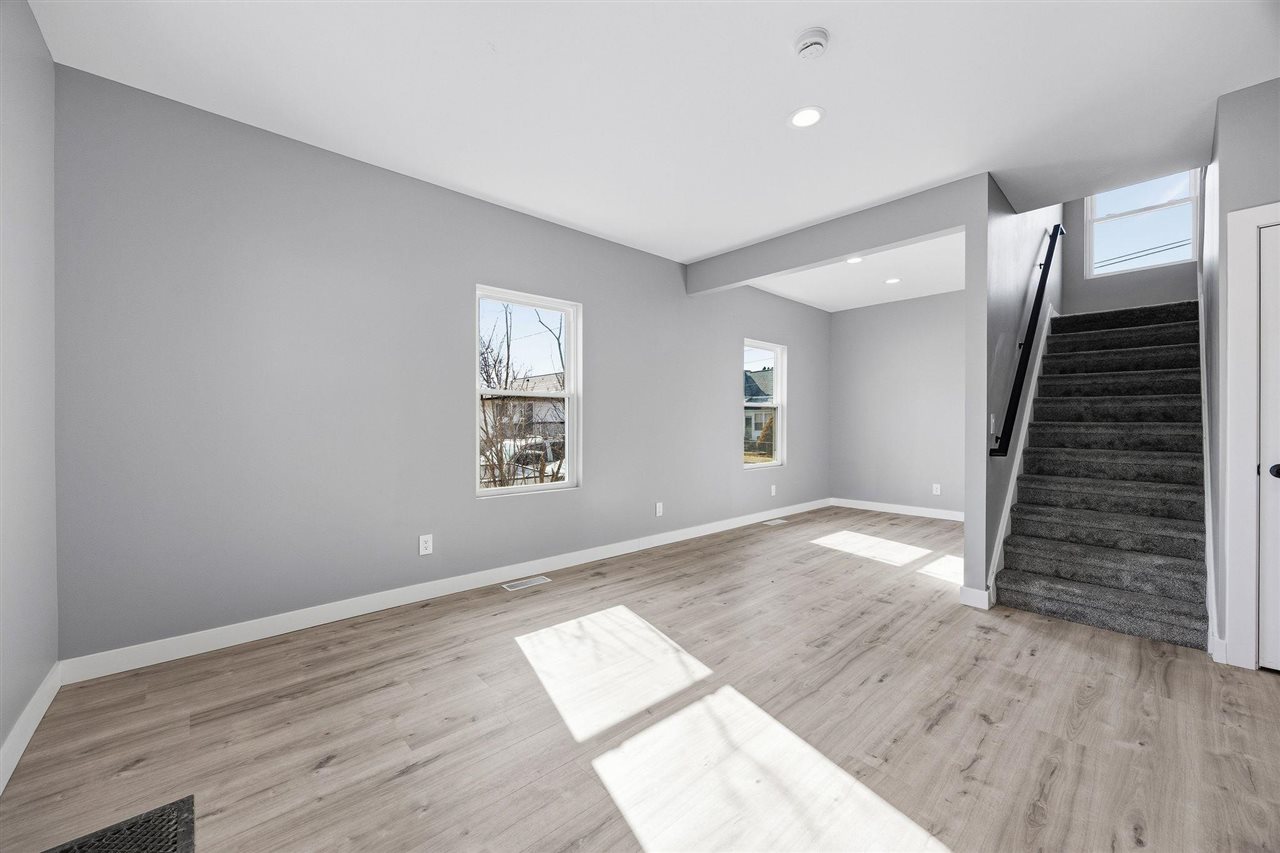 514 9th Street NW Cedar Rapids IA 52405