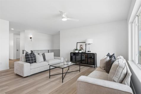 247 Hackberry Drive Palo IA 52324