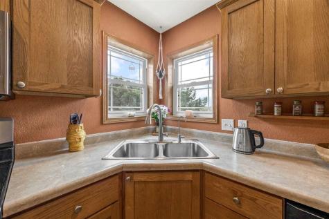 1017 Langenberg Avenue Iowa City IA 52240