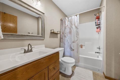 1017 Langenberg Avenue Iowa City IA 52240