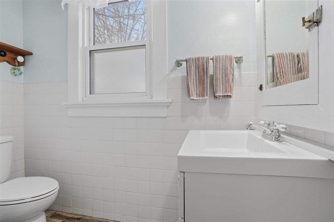 527 W Madison Washington IA 52353