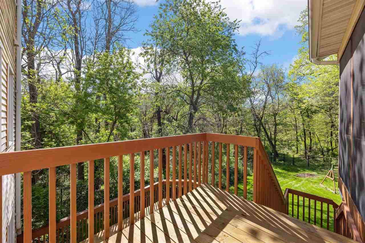 2002 Glen Oaks Ridge Coralville IA 52241