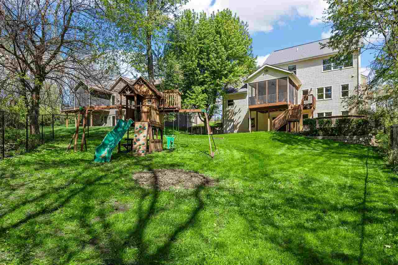 2002 Glen Oaks Ridge Coralville IA 52241
