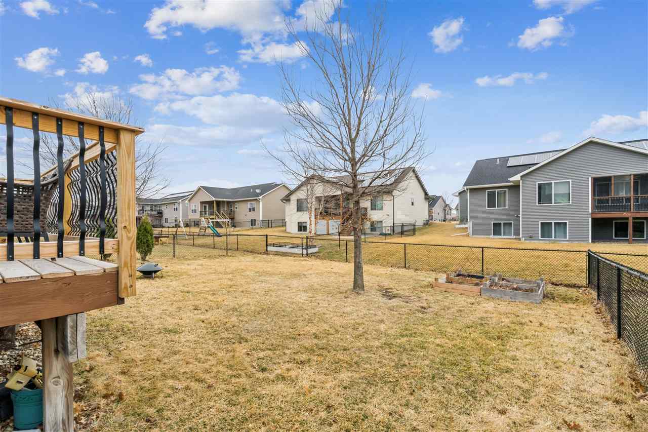 242 S Stewart Street North Liberty IA 52317