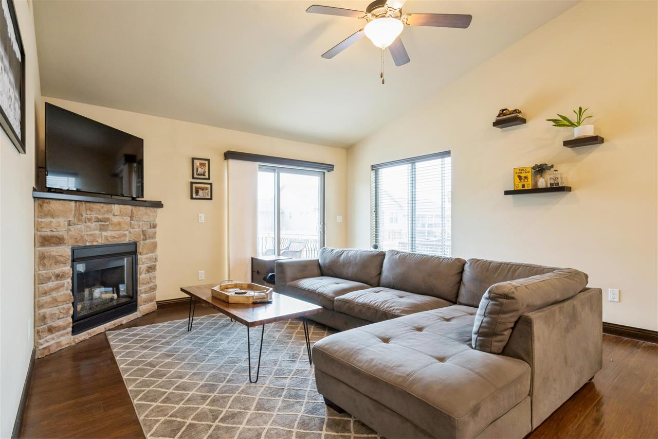 242 S Stewart Street North Liberty IA 52317