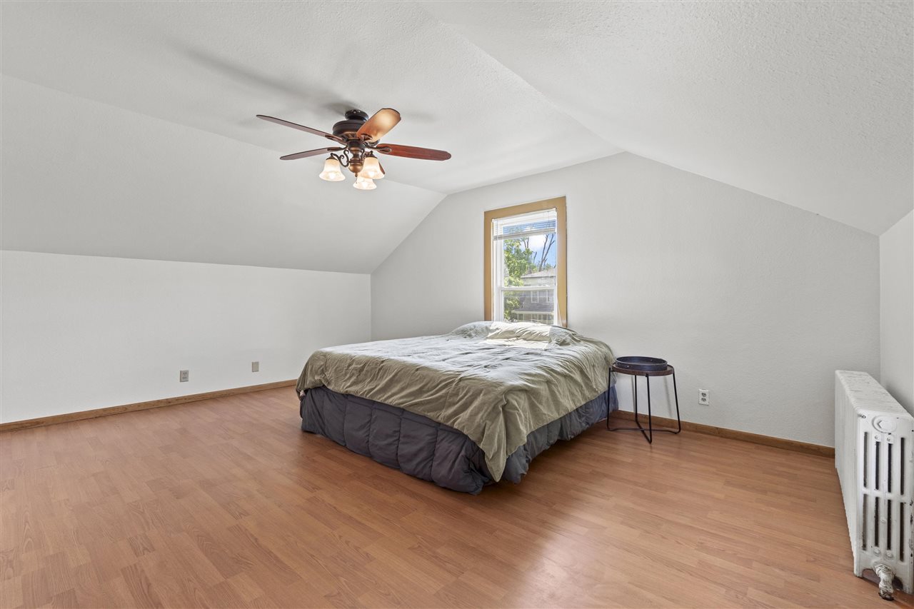 405 6th Avenue Clarence IA 52216