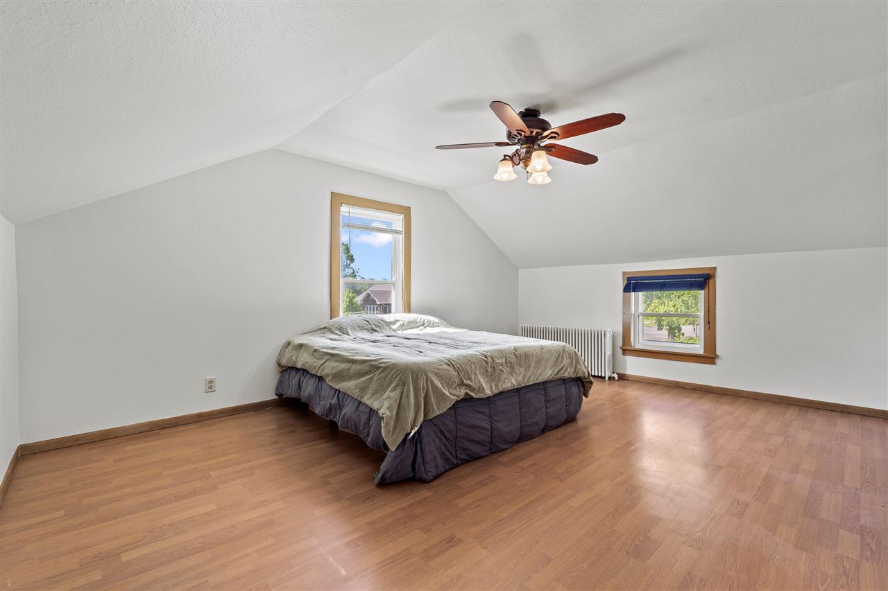 405 6th Avenue Clarence IA 52216