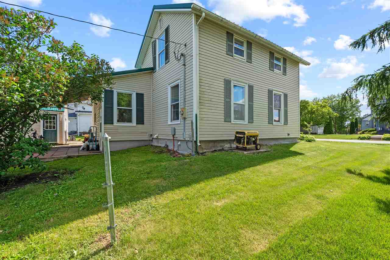 405 6th Avenue Clarence IA 52216