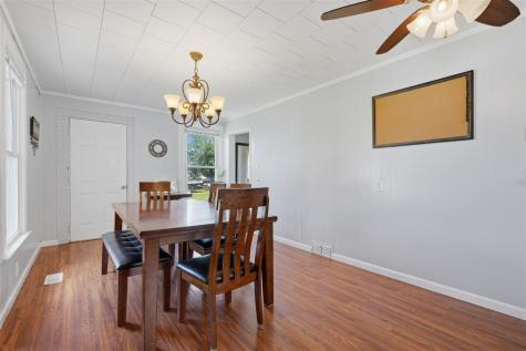 296 W Adams Street Marengo IA 52301