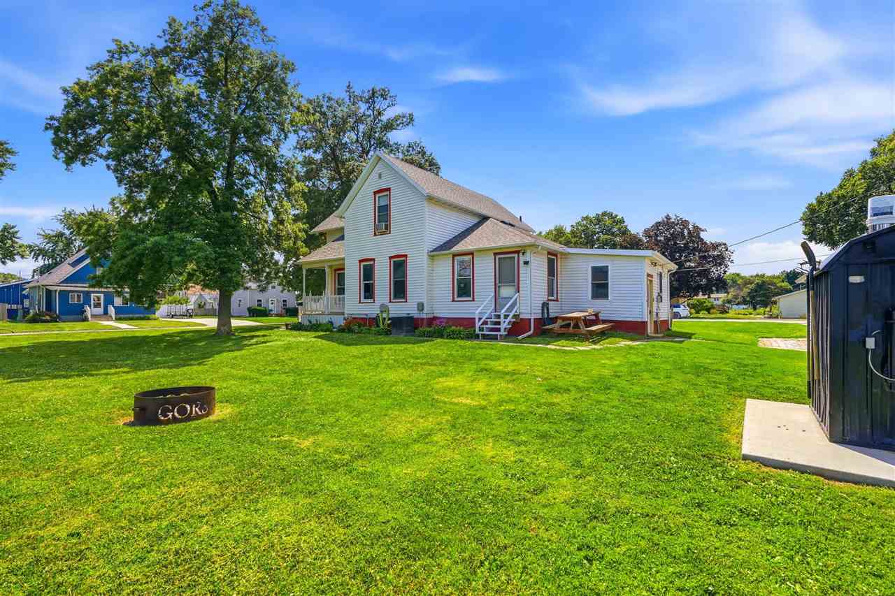 296 W Adams Street Marengo IA 52301