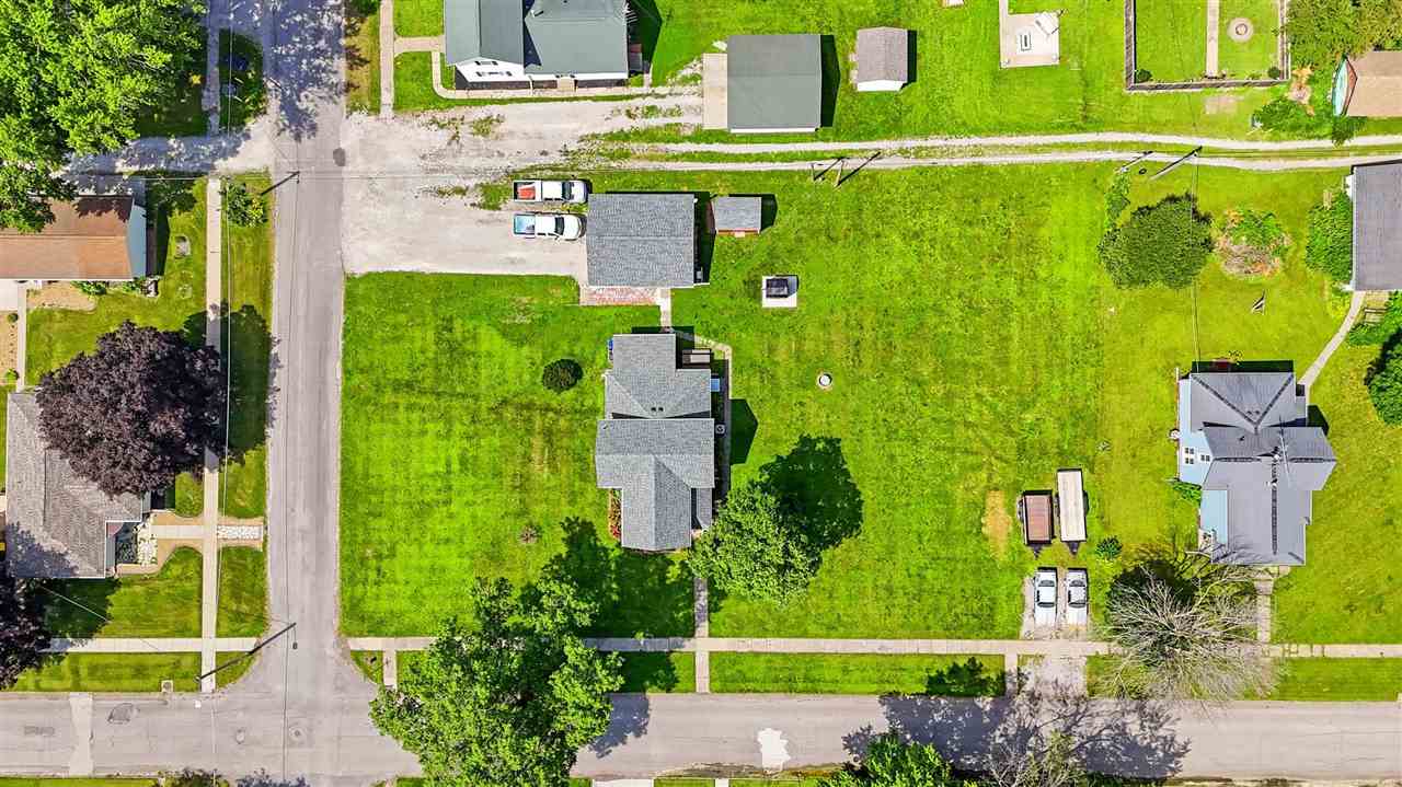 296 W Adams Street Marengo IA 52301
