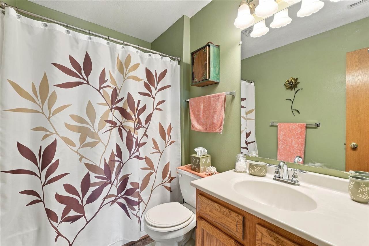 3045 Oxford Street Marion IA 52302