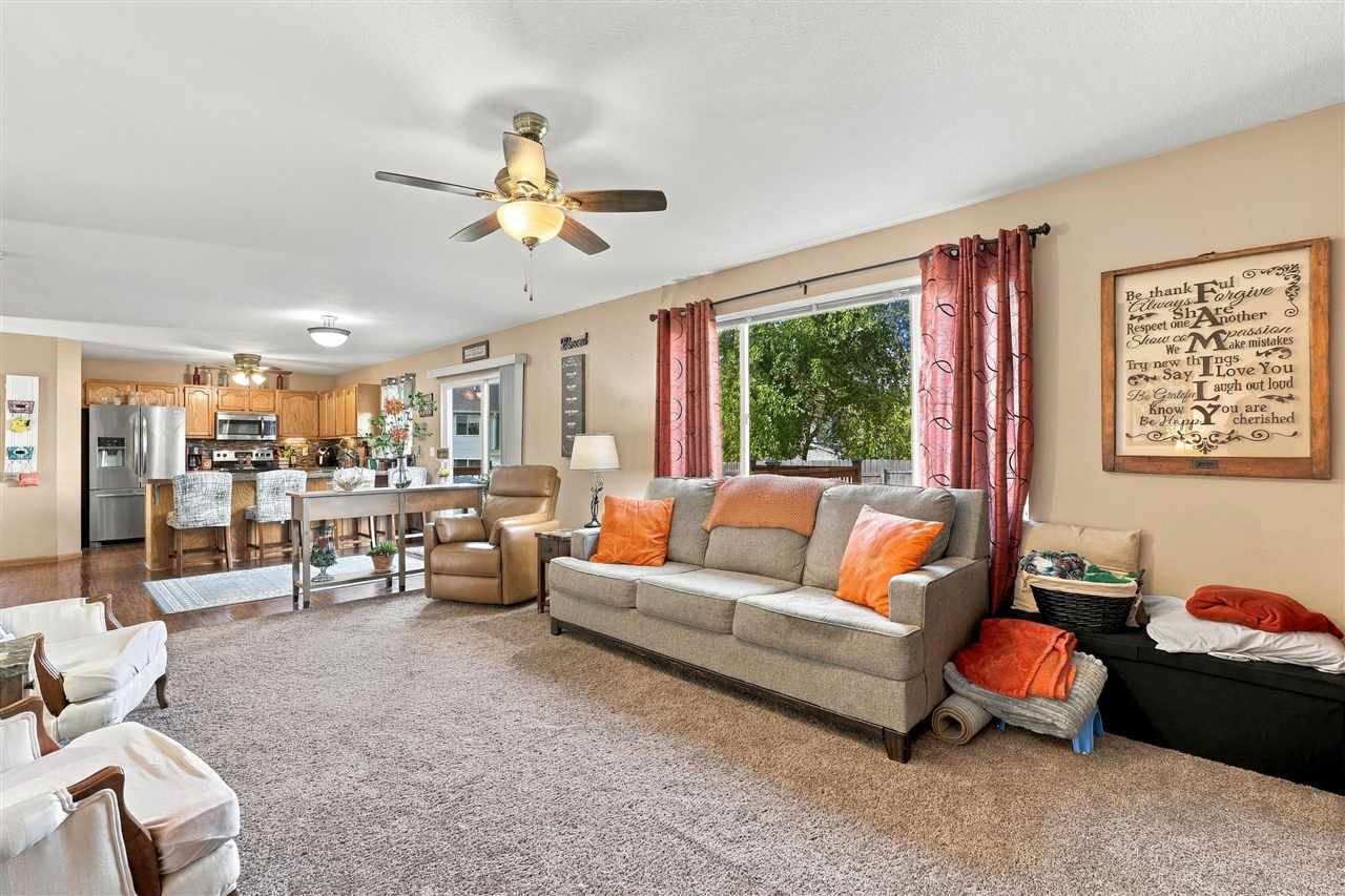 3045 Oxford Street Marion IA 52302