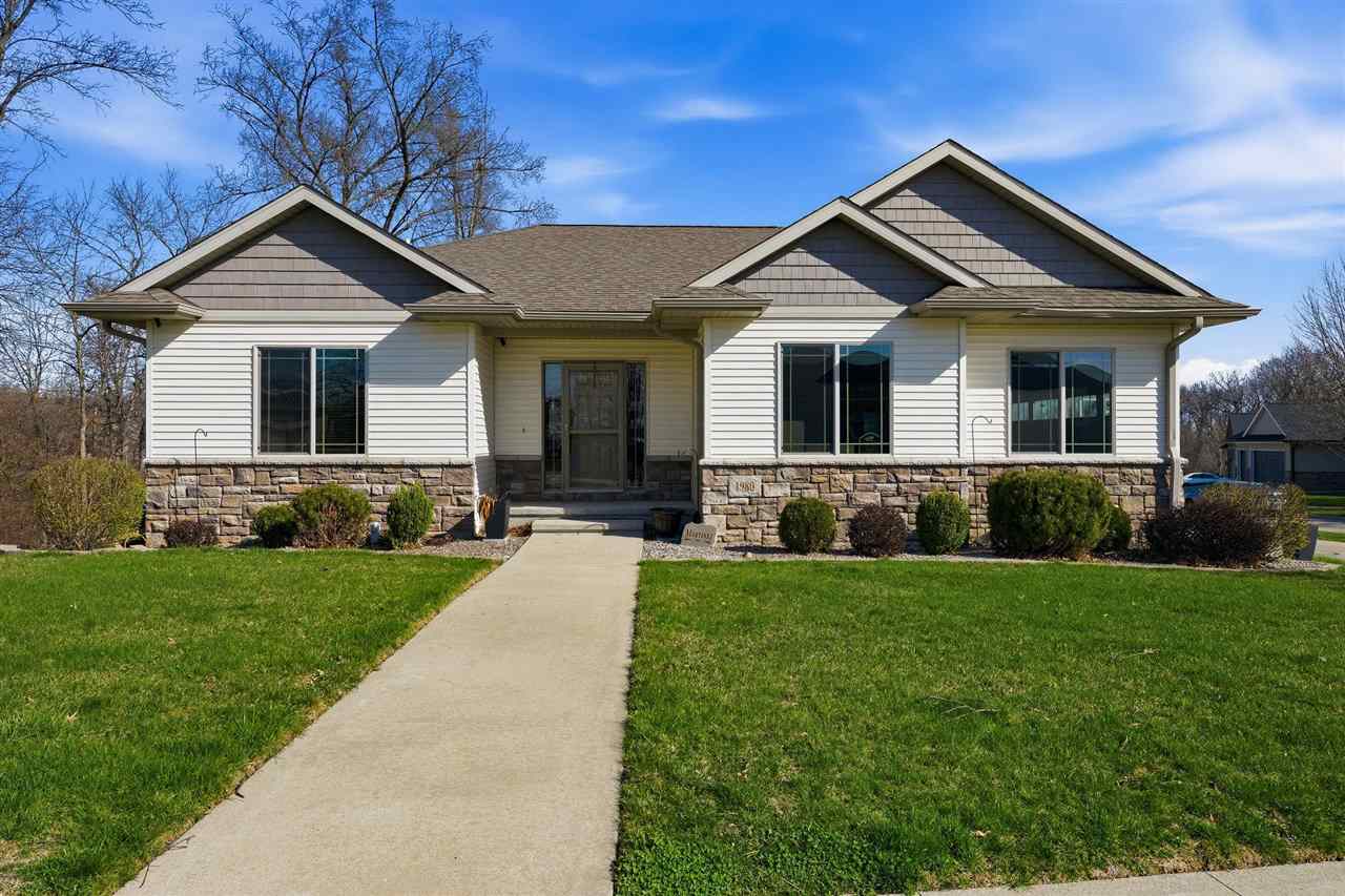 1980 Silver Maple Trail North Liberty IA 52317