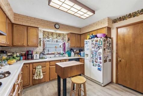 1616 Hollywood Boulevard Iowa City IA 52240