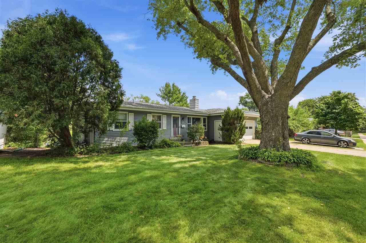 1616 Hollywood Boulevard Iowa City IA 52240