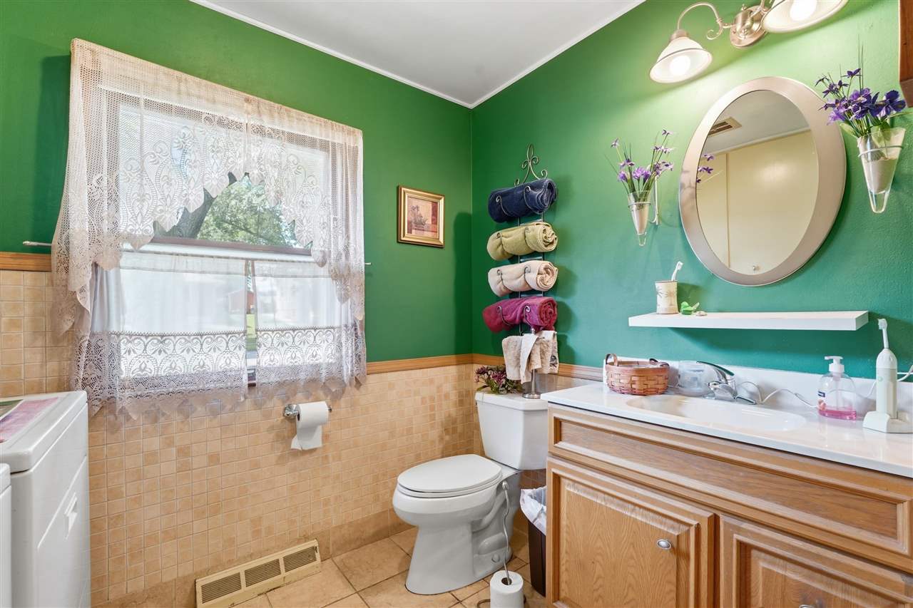 1616 Hollywood Boulevard Iowa City IA 52240