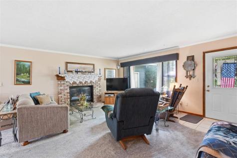 1616 Hollywood Boulevard Iowa City IA 52240