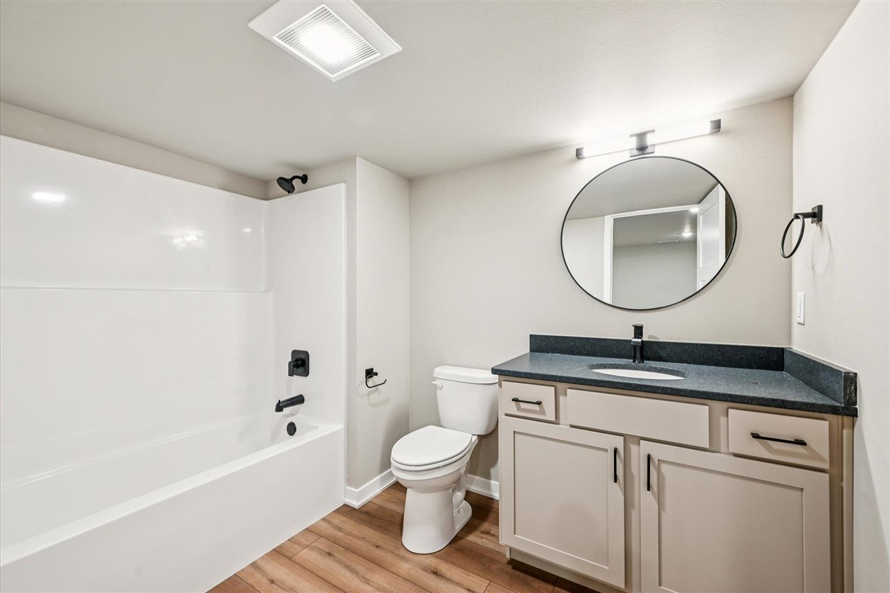 430 S Seven Oaks Road North Liberty IA 52317