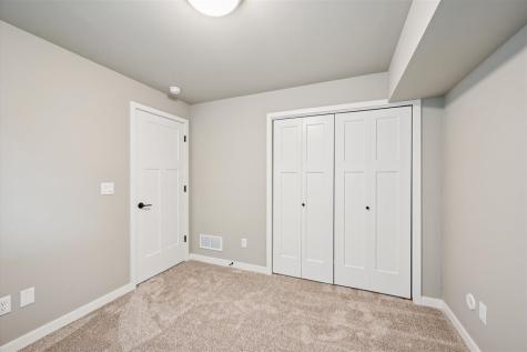 430 S Seven Oaks Road North Liberty IA 52317