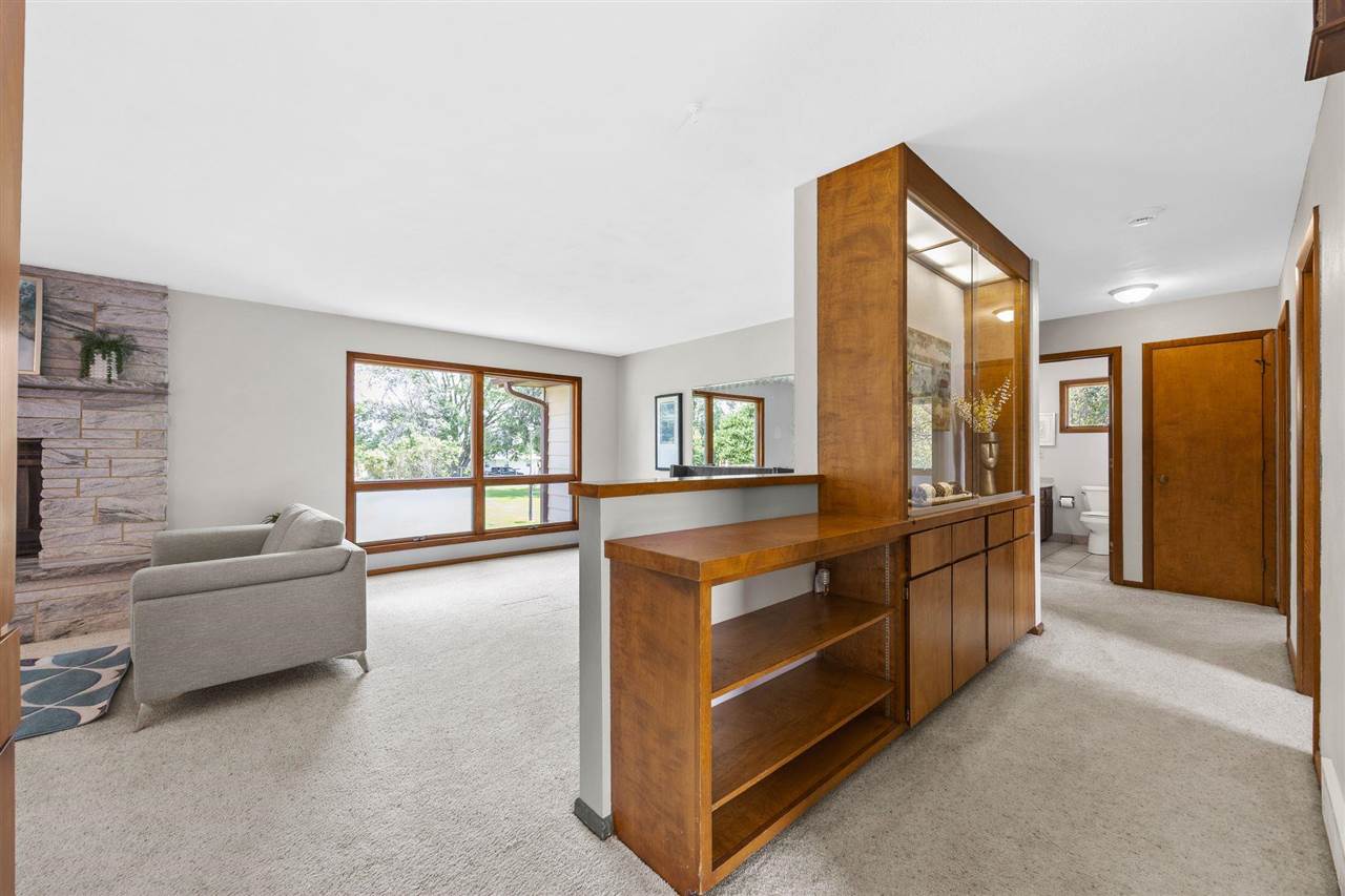 200 Schnoebelen Street Riverside IA 52327