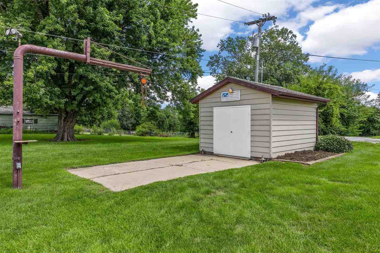 200 Schnoebelen Street Riverside IA 52327